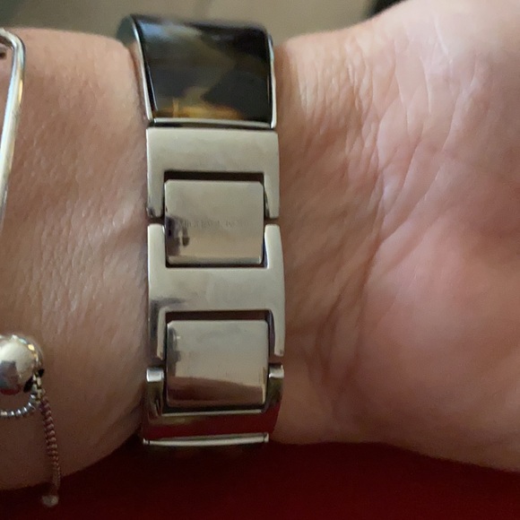 Watch main image 4